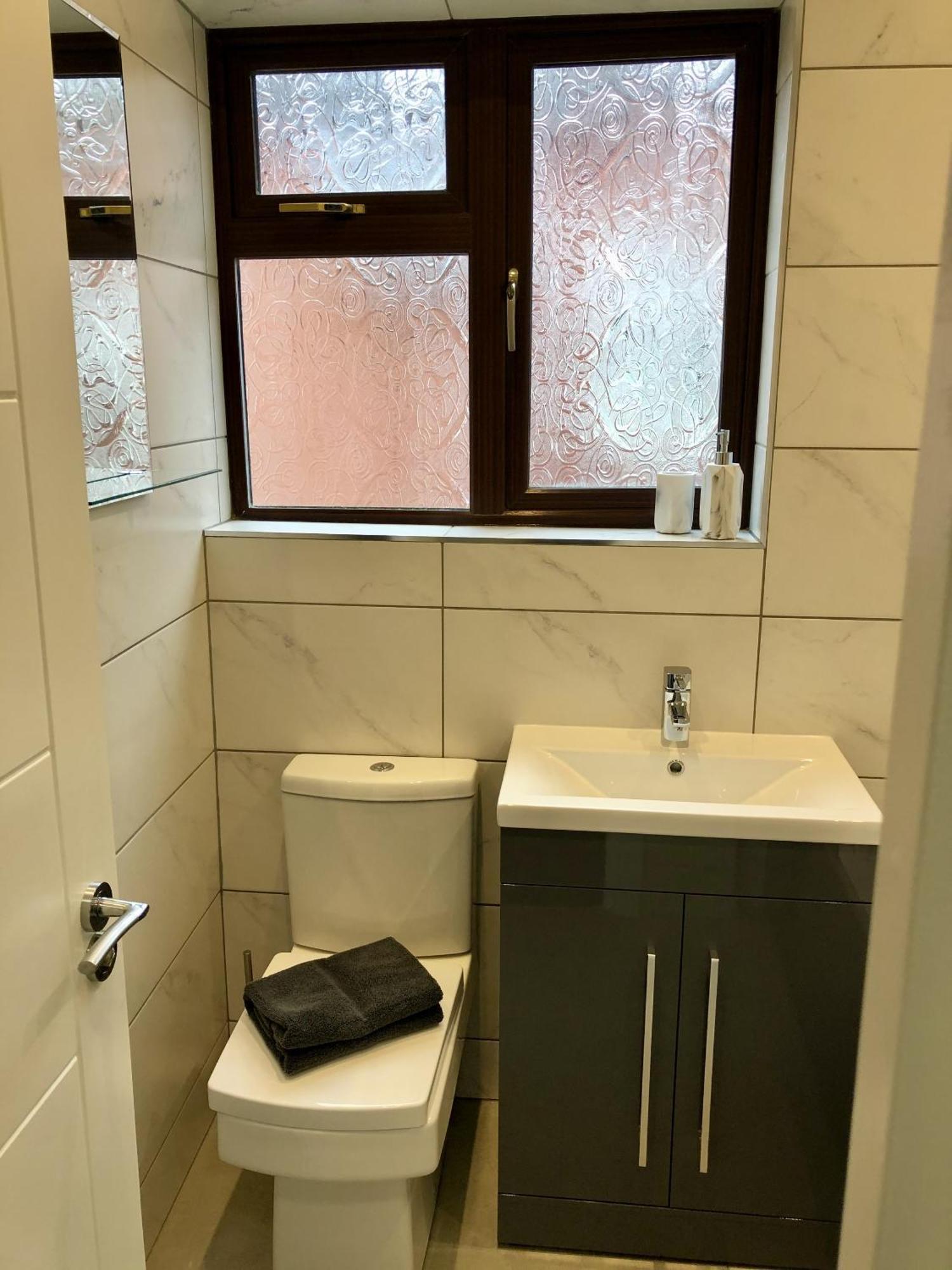 Willa Executive Or Large Family 5-Bed House - Hosted By Hutch Lifestyle Coventry Zewnętrze zdjęcie