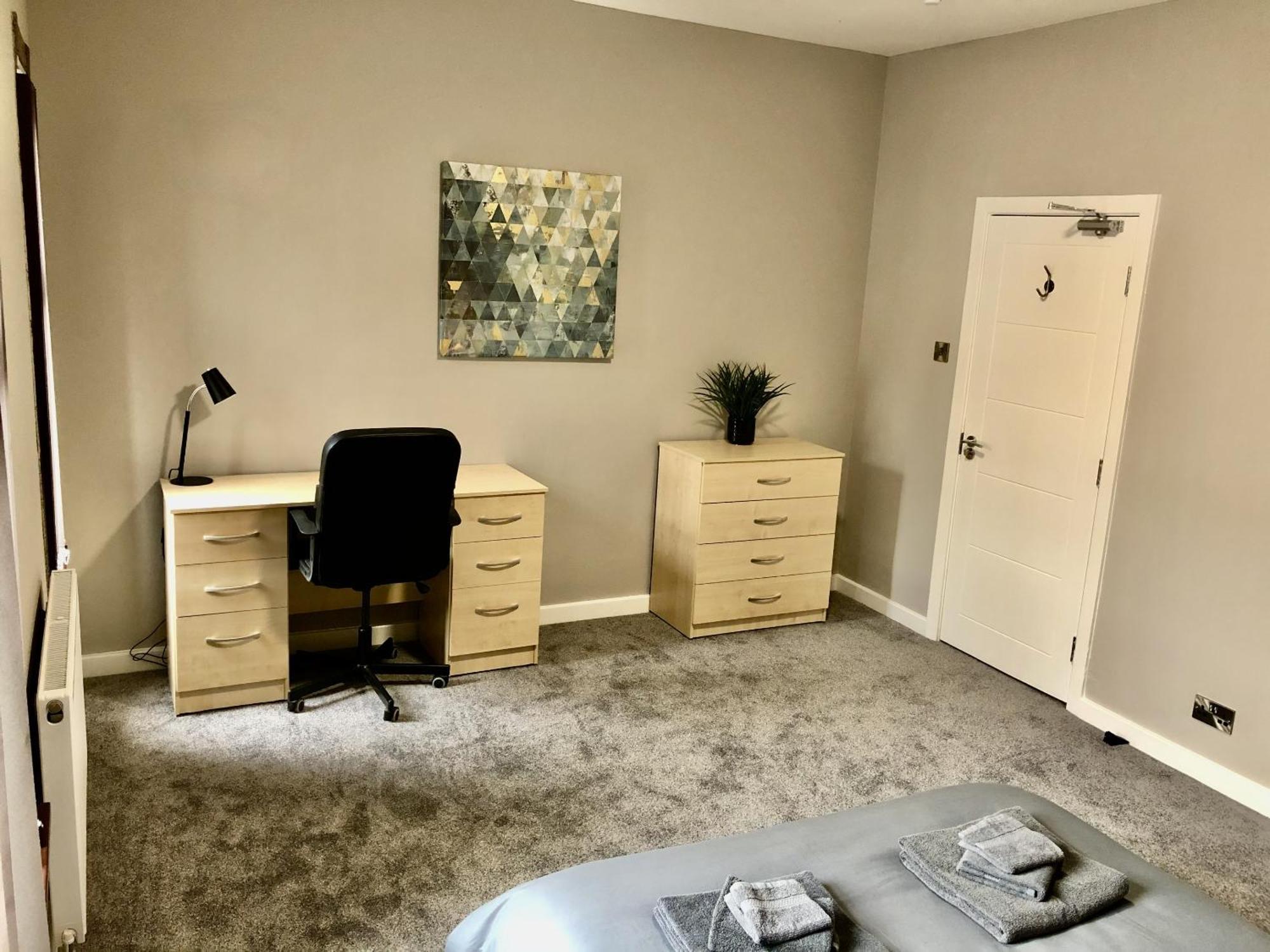 Willa Executive Or Large Family 5-Bed House - Hosted By Hutch Lifestyle Coventry Zewnętrze zdjęcie